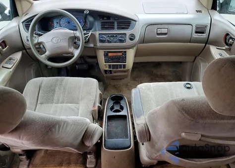 2002 Toyota Sienna Ce z USA, uszkodzony, nr VIN 4T3ZF19C52U490474